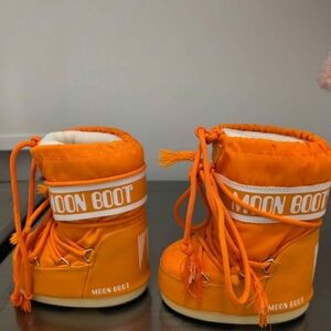 Moon Boot Kids Vibrant Orange Boots
